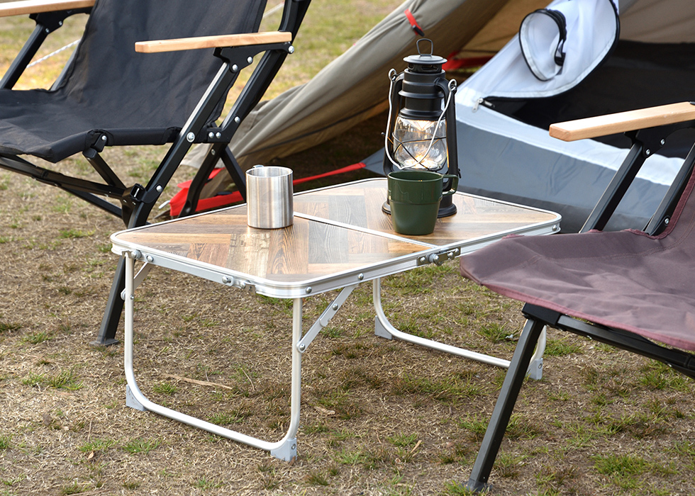 サイドテーブルキャンプで持ち運びが楽な耐熱テーブルのおすすめランキング野に行く