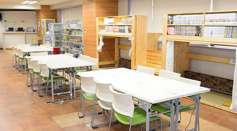 東京駅周辺のおすすめスポット：女子一人でも楽しめるカフェと観光プラン2025 年のリアルなLemon8ユーザー体験