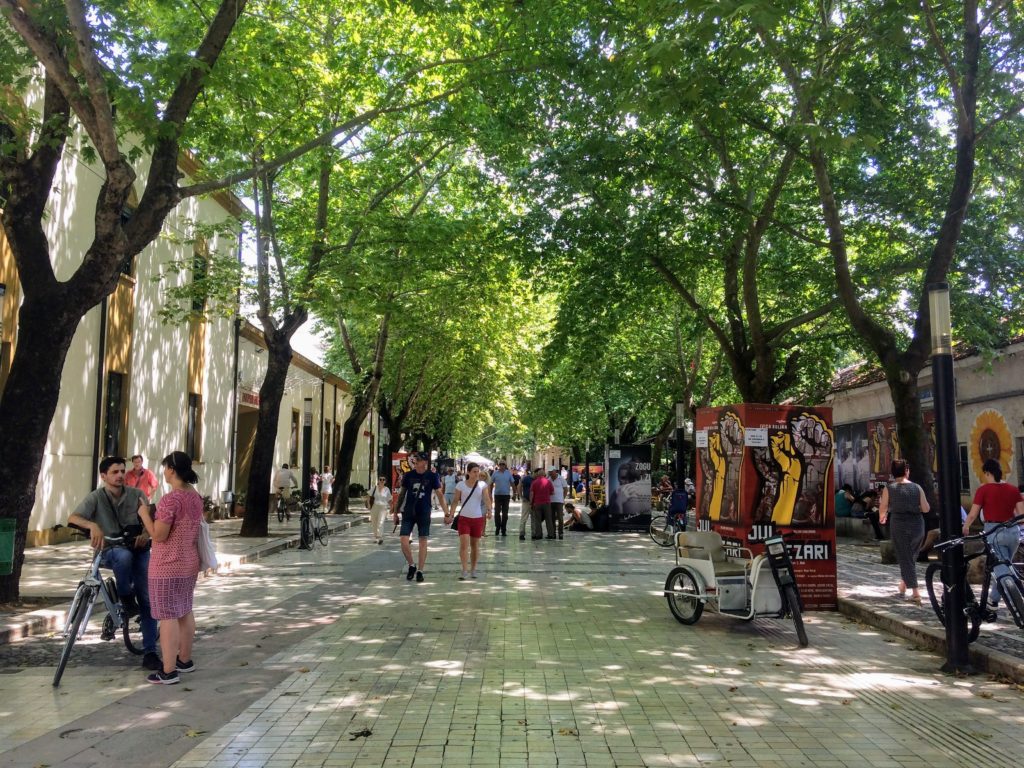 ヨーロッパ一退屈な首都？アルバニア・ティラナの観光スポット ホステル情報もÇa voir! －さぼわーる－