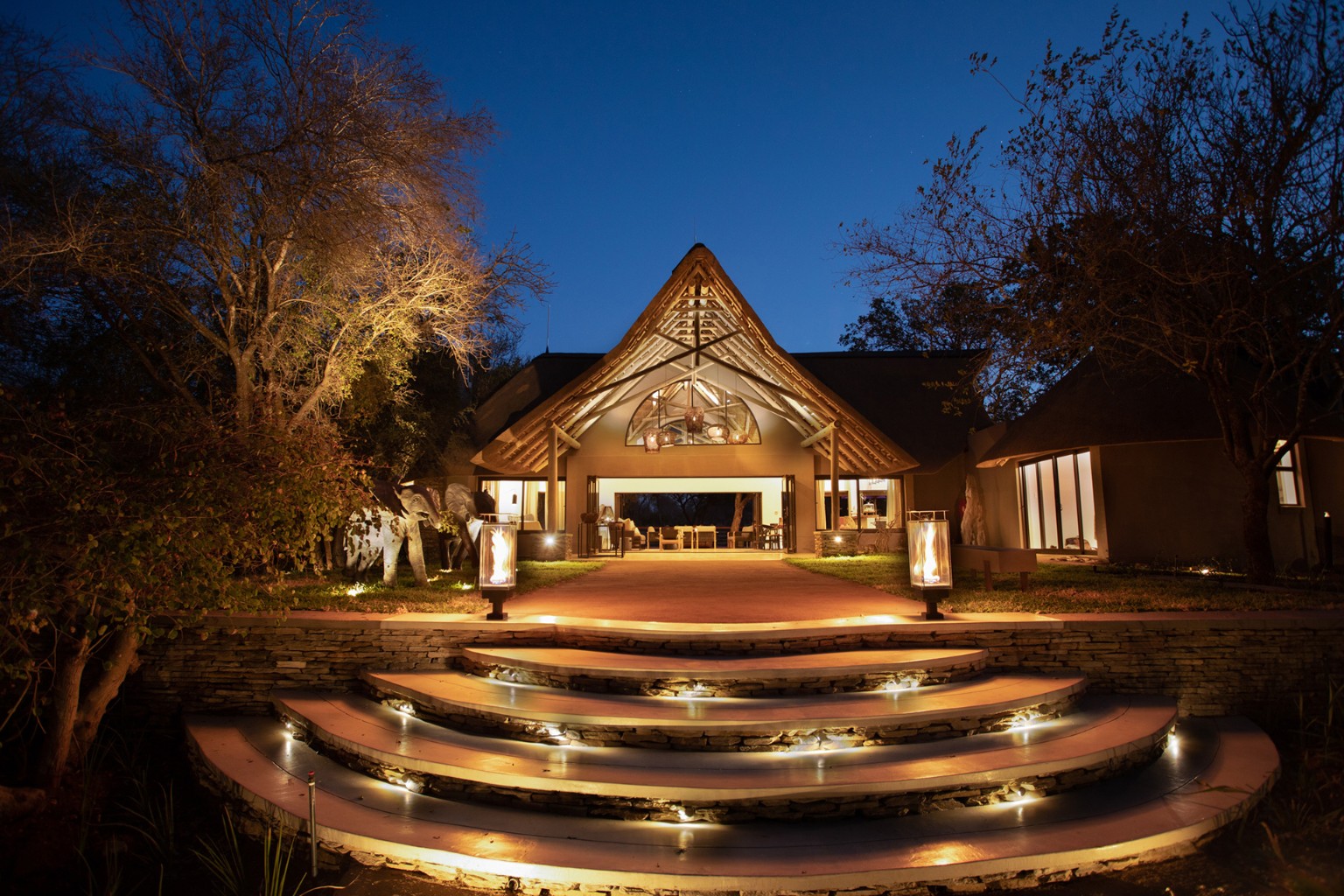 LOVETABI旅に恋する情報マガジン 南アフリカ・クルーガー国立公園の「カパマ・リバーロッジ」で憧れのサファリ旅行