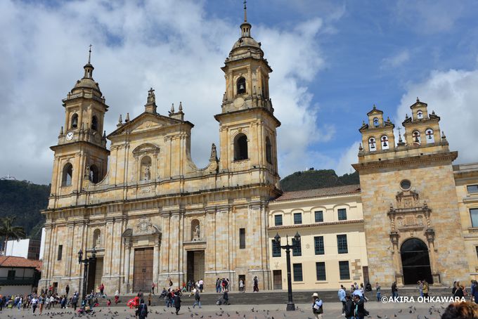 アンジェラ スー 愛來スゼインコロンビア🇨🇴ボゴタ 📍モンセラーテの丘。 ボゴタ市街を見下ろす、素敵な観光スポット！ 高い山だが、ボゴタ自体が標高2,600m以上あるから