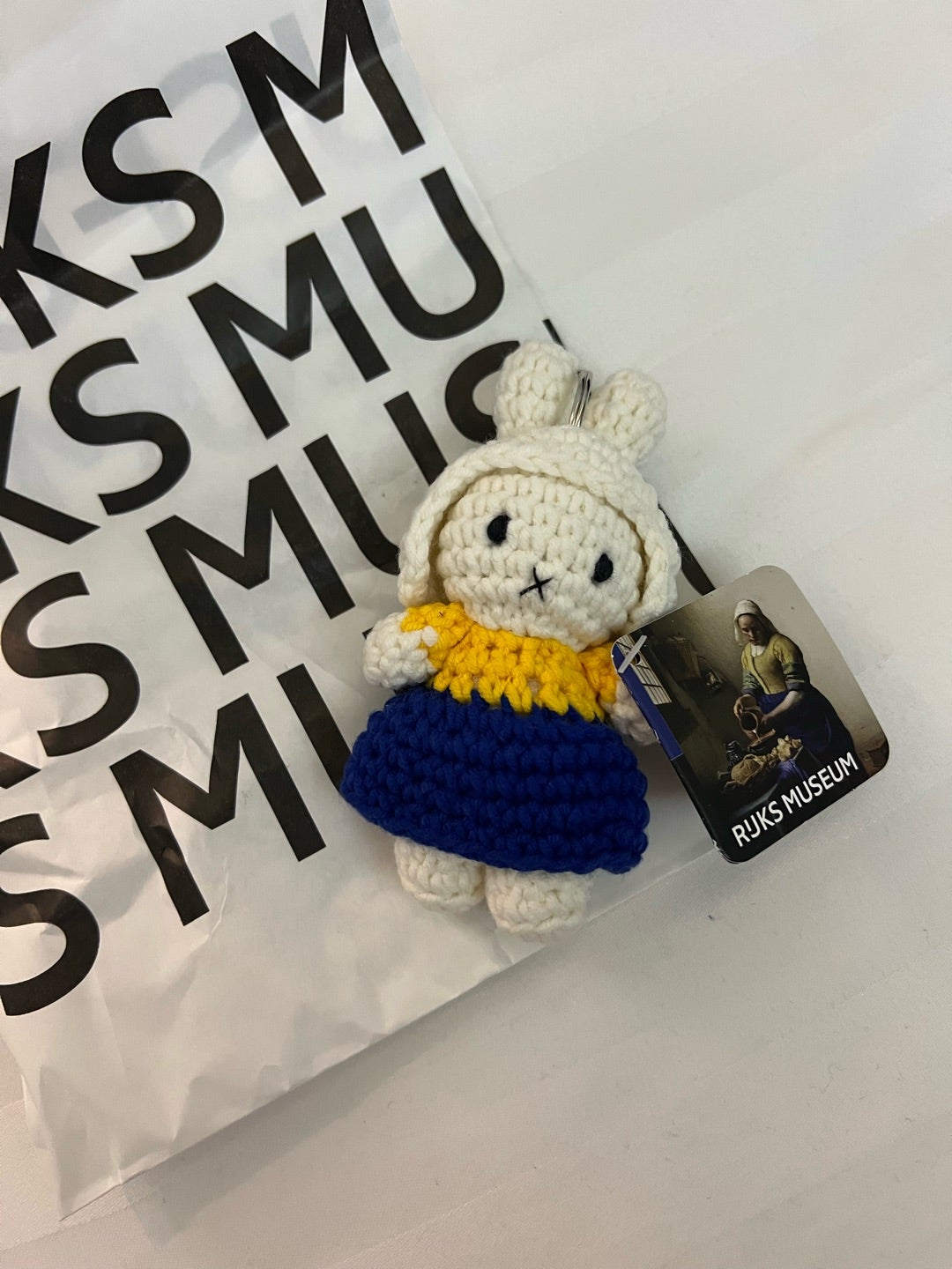 ミッフィー ぬいぐるみ オランダ空港限定品 miffy - ミッフィーオランダ スキポール空港 の通販 by