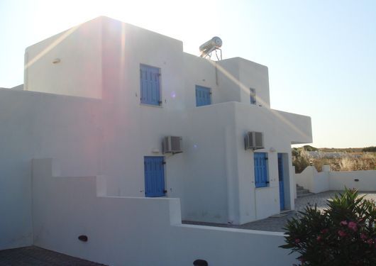 ギリシャの白は資本家の罠？「二つの白」の秘密をたどる遺跡＆リゾート浪漫紀行 │ 今日も旅する!! ファイブスタークラブ世界探検隊