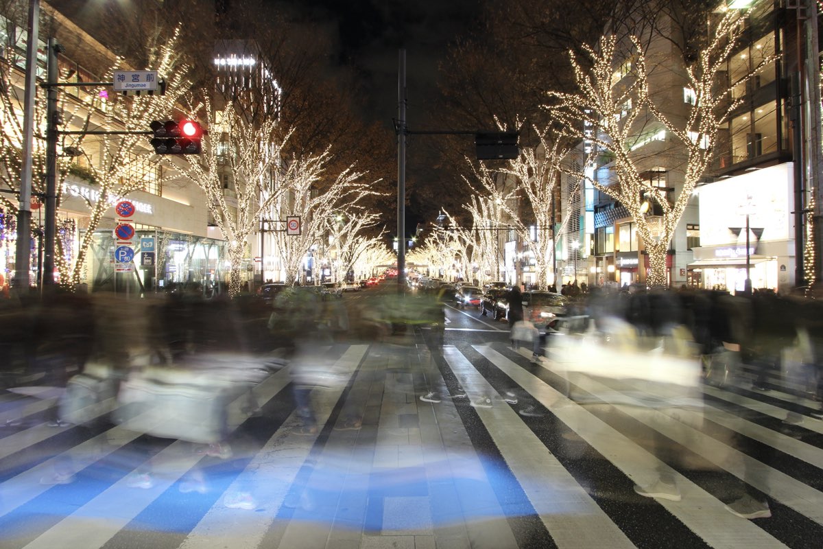 表参道 フェンディ イルミネーション 2024 - 原宿表参道オフィシャルサイト