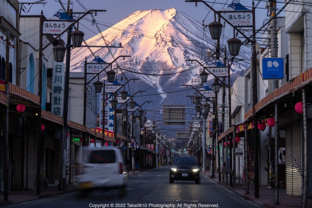 富士吉田本町商店街、新倉山浅間公園、河口湖四季彩パノラマ日帰りツアーKlook