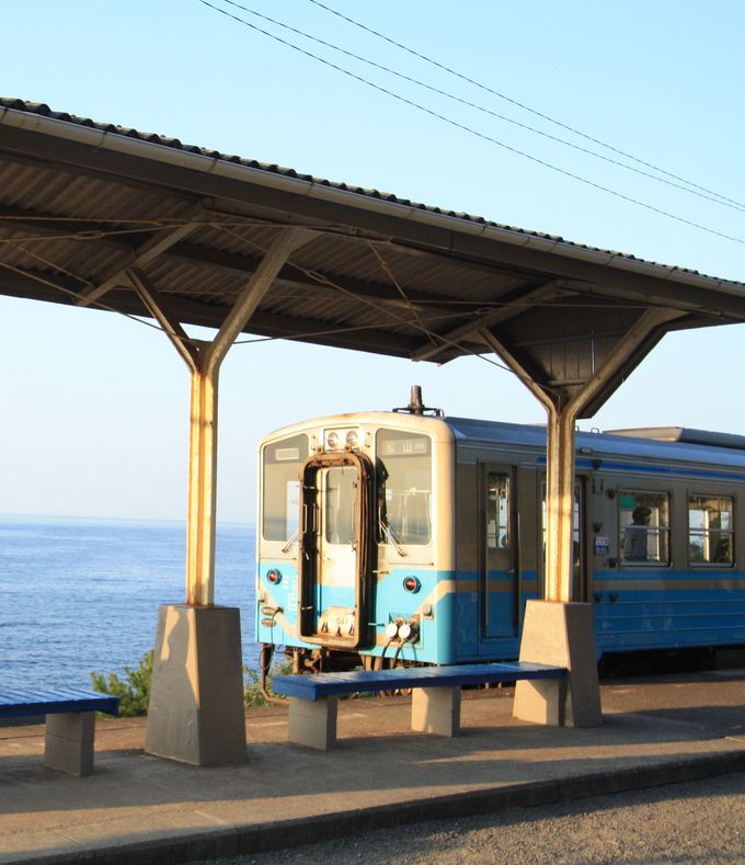 愛媛「下灘駅」での写真撮り方まとめ！絶景駅でぶらり途中下車オリコンニュース ORICON NEWS
