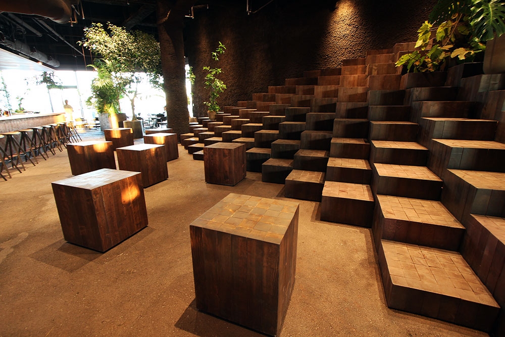 炙るチーズケーキで大人気の隠れ家カフェ「nurikabe cafe SSS」が渋谷にオープンるるぶ&more