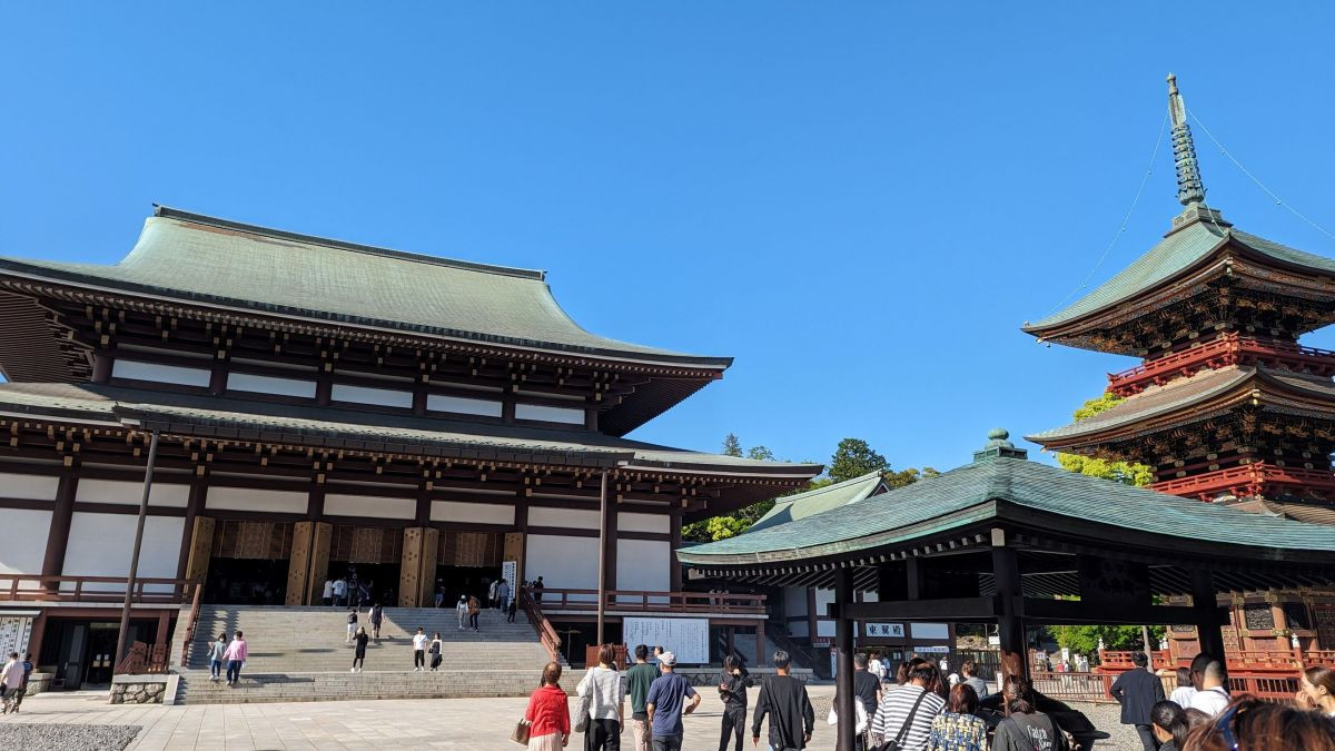 成田山新勝寺の表参道夕景 写真素材1253392- フォトライブラリ