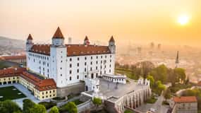 ブラチスラヴァ城 チケット＆ツアーゲットユアガイドGetYourGuide