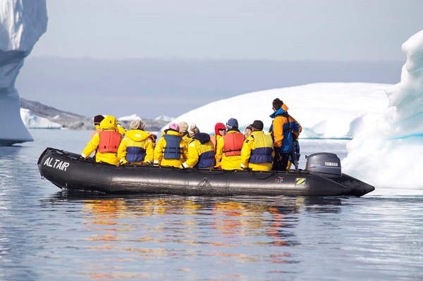コス島港から3島への終日ボートクルーズGetYourGuide