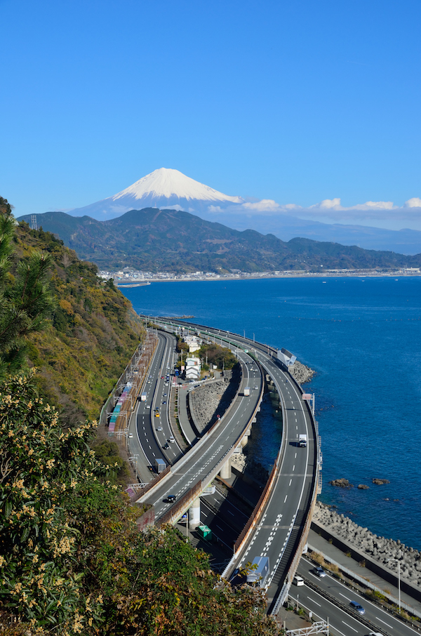 さった峠から富士山の撮影！歌川広重の東海道五十三次 由比 連なる