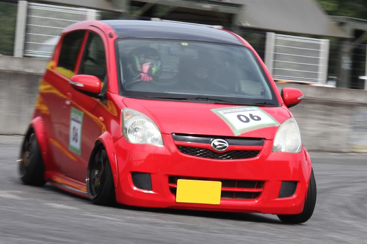 ミラのミラ・L275・セカンドカー・サーキットに関するカスタム事例車のカスタム情報はCARTUNE