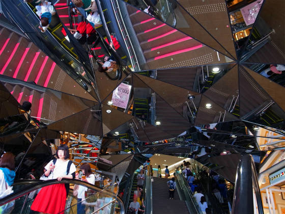 屋上に休憩スペースが造られています』by ぷーちゃん東急プラザ 表参道原宿のクチコミ フォートラベル