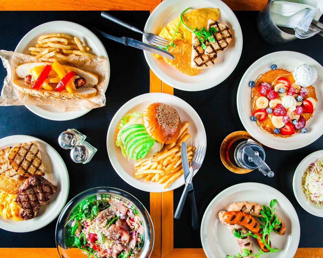 ツイン ・ ピークス大通りとカリフォルニア州サンフランシスコのツインピークスからの夜では、サンフランシスコのビュー。の写真素材・画像素材 Image40153898