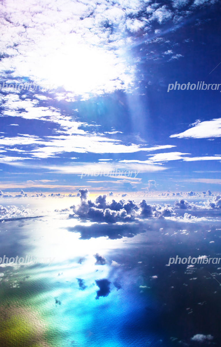 飛行機から見た空の写真素材写真素材なら「写真AC」無料 フリー ダウンロードOK
