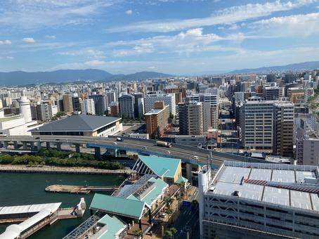 「福岡タワー」展望台から見える、暗くなってきた福岡市内の景色を眺めてみた！Fukuoka Tower - In Fukuoka CityJapan
