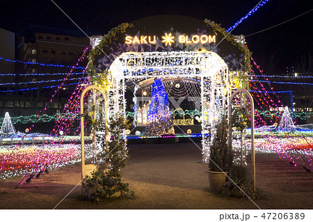 SAKUBLOOM 最後の点灯が行われました✨ ミレニアムパークのこの景色が見られるのも今日が最後‼️ 是非お越し下さい😄佐久いいねsakubloomイルミネーションファイナル佐久平駅今年でラストミレニアムパーク