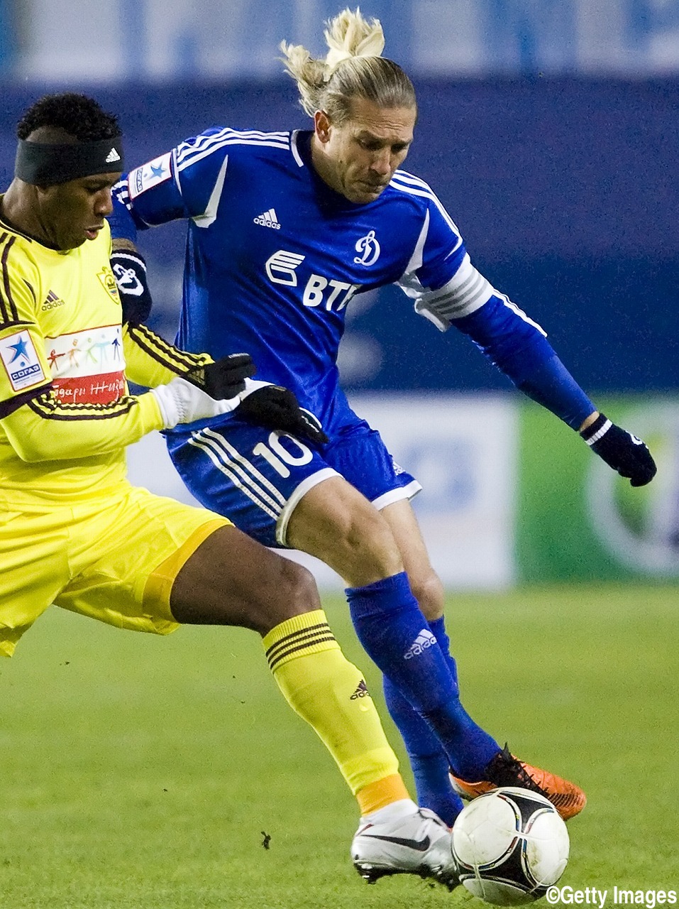 ロシアリーグ ディナモ モスクワ 03-04 HOME