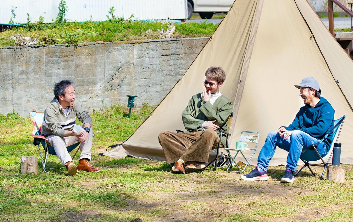 多様化するキャンプシーン、「いま」と「これから」の楽しみ方。ヒトとモノとウツワ ーユナイテッドアローズが大切にしていることー -UAコラム UA COLUMNSユナイテッドアローズ公式通販 – UNITED ARROWS ONLINE