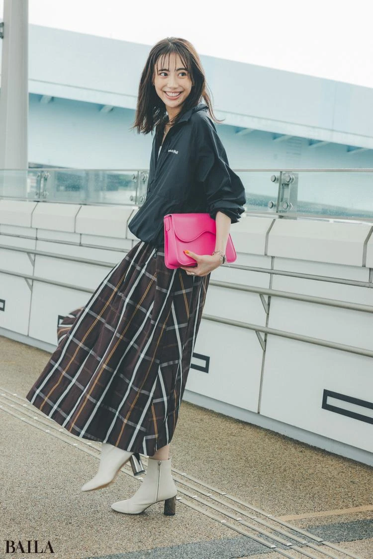 アウトドア派の秋コーデ。キャンプや紅葉をおしゃれに満喫しよう！Niau ニアウ