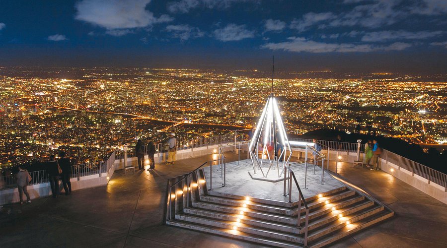 ロープウェイとモーリスカーに乗って藻岩山山頂展望台へ！ 北海道正月編第２３話