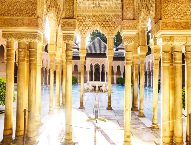 アルハンブラ宮殿観光におすすめのホテルホテリスタ