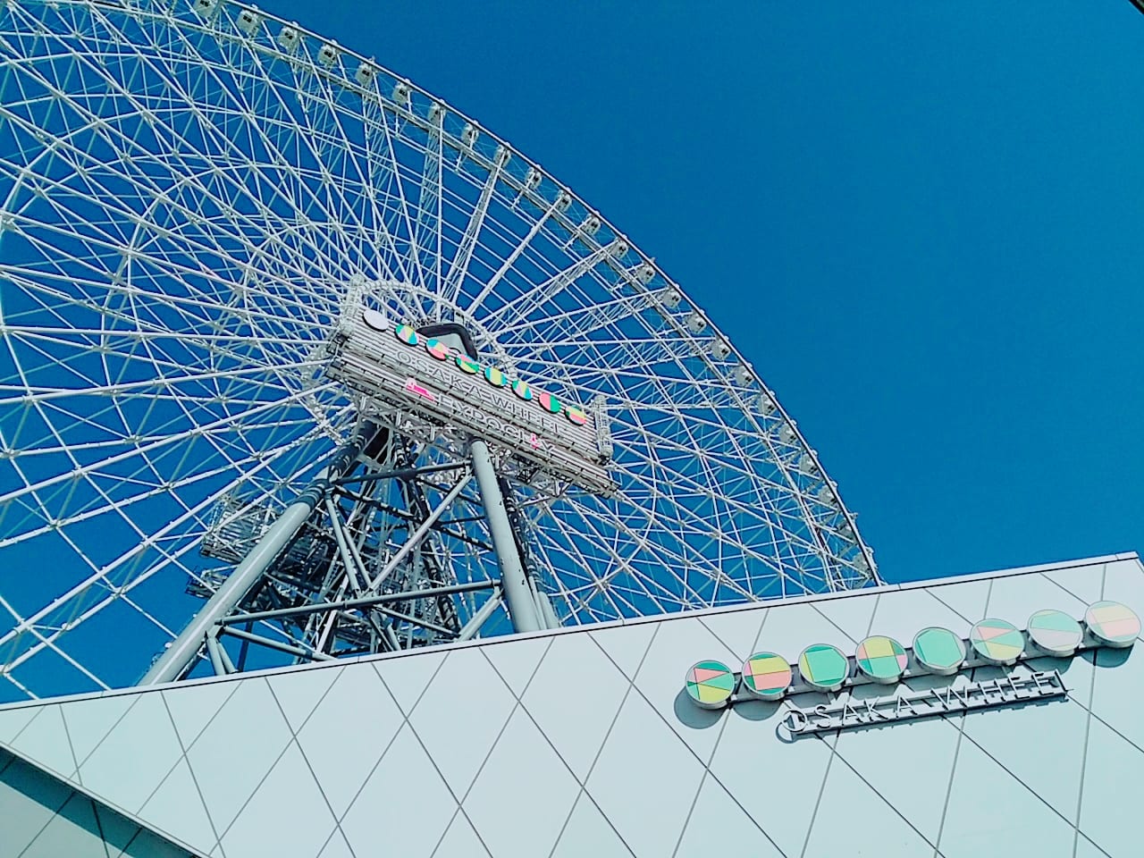 カラオケならぬ「空オケ」できる観覧車 地上123ｍで床スケスケ 絶叫？絶唱？まいどなニュース