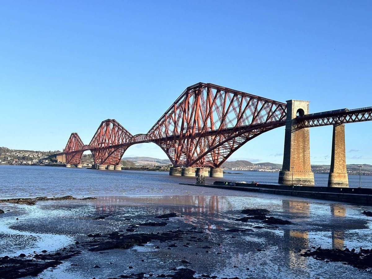 世界遺産「フォース橋」-巨大鉄道橋の驚くべき工学美 - LILY