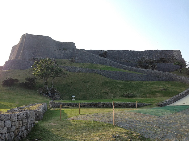 勝連城跡 - 女子旅プレス