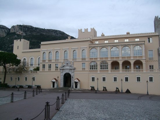 ６モナコ 大公宮殿＆グレース公妃 ０８ １２ ２９