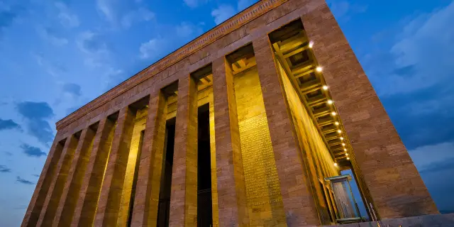 トルコ首都アンカラ、国境、最も重要な都市、川や湖での政治地図。英語のラベリングとスケーリングします。のイラスト素材・ベクター Image31875156