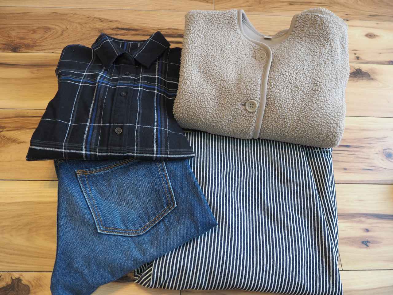 🍂秋のキャンプ服コーデ🏕️今回の秋キャンプ服は UNIQLOのメンズのチェックネルシャツ！🙌🏻✨ メンズのSサイズで丁度いい！😊✨色んな色が出てたから悩みました〜🥰 色んなカラー試してみるのもありですね！😍キャンプキャンプコーデキャンプ服キャンプ