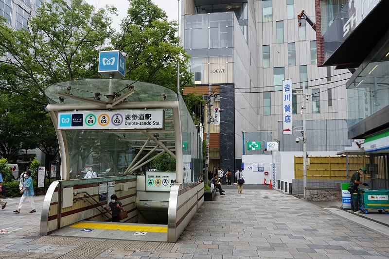 原宿・表参道の歩道橋を撤去へ １: 街並みのチカラ