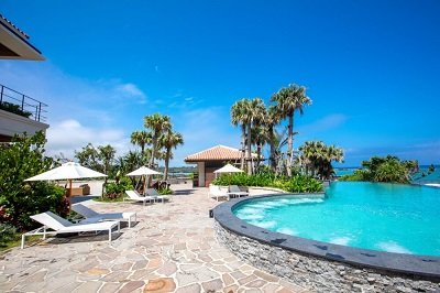 フォトジェニックなナイトプールがオープン！ ハイアット リージェンシー 瀬良垣アイランド 沖縄のお知らせ - 宿泊予約は＜じゃらん＞