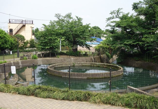 久地円筒分水 - 久地第一町内会