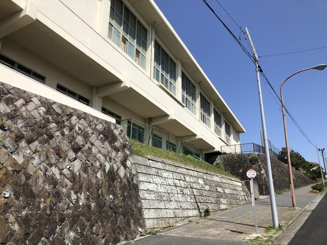 神奈川県立七里ガ浜高等学校 - Wikipedia