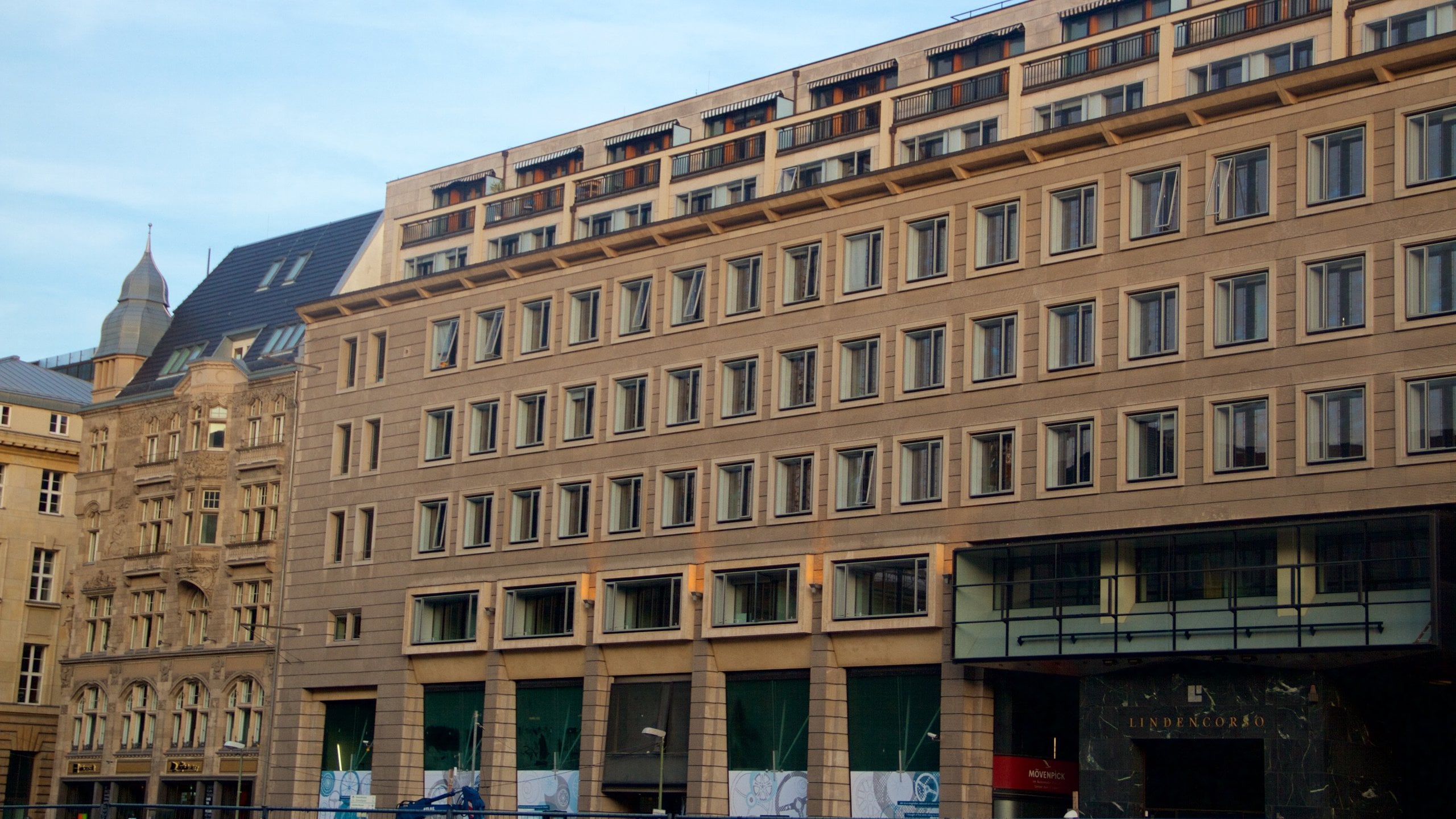 ベルリンのプリント、ブランデンブルク門のベルリンポスター、ベルリン門の記念碑パリ広場、ベルリンの壁アートミニマリストアートカスタムシティプリント -Etsy 日本