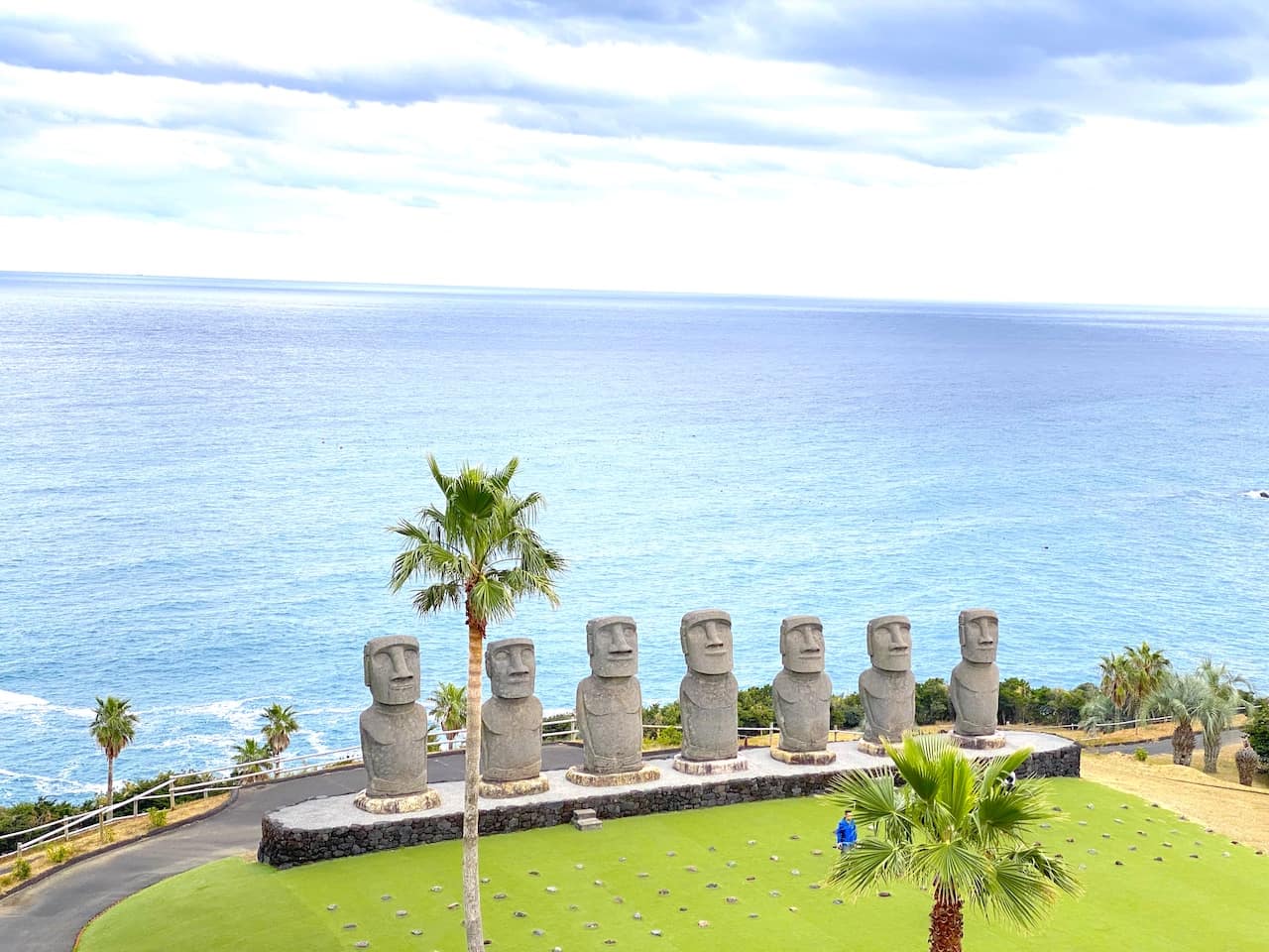 宮崎県のモアイ像の写真素材31814065- PIXTA