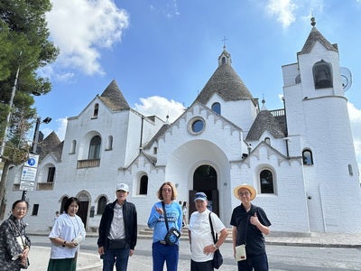 オストゥーニ – 観光、アトラクション、地図、駐車場、ホテル、宿泊施設。ガイド。 – 見どころは？ガイド