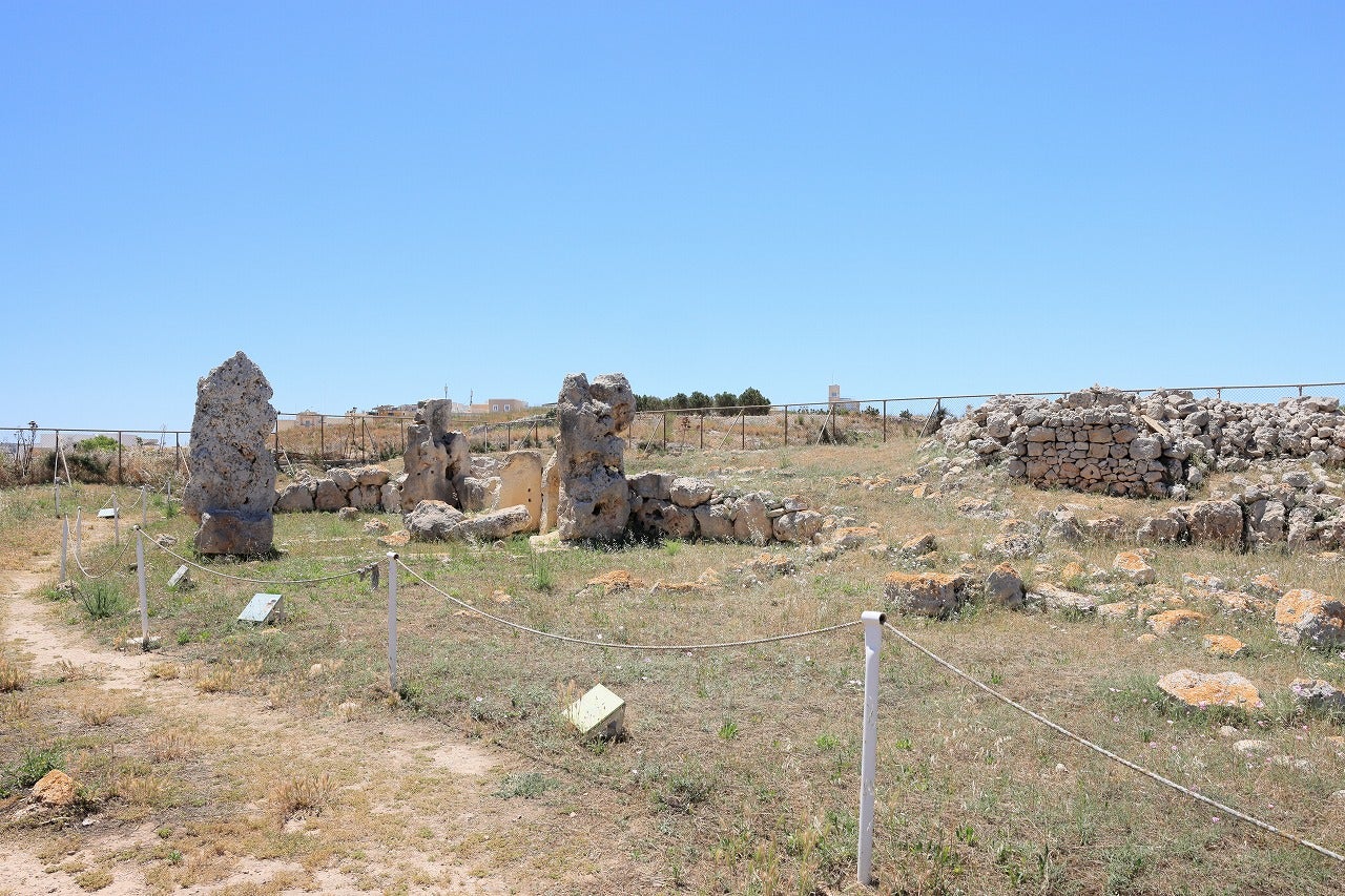 マルタの5つの巨石神殿群の行き方や料金などの詳細を紹介海外移住情報