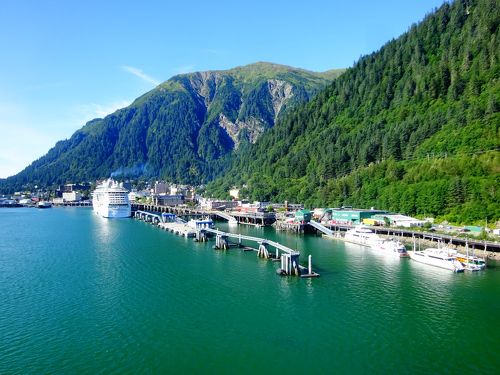 カナダからクルーズ船で訪れる「アラスカ」の人気観光都市H.I.S.オススメ オトナの旅TORJA