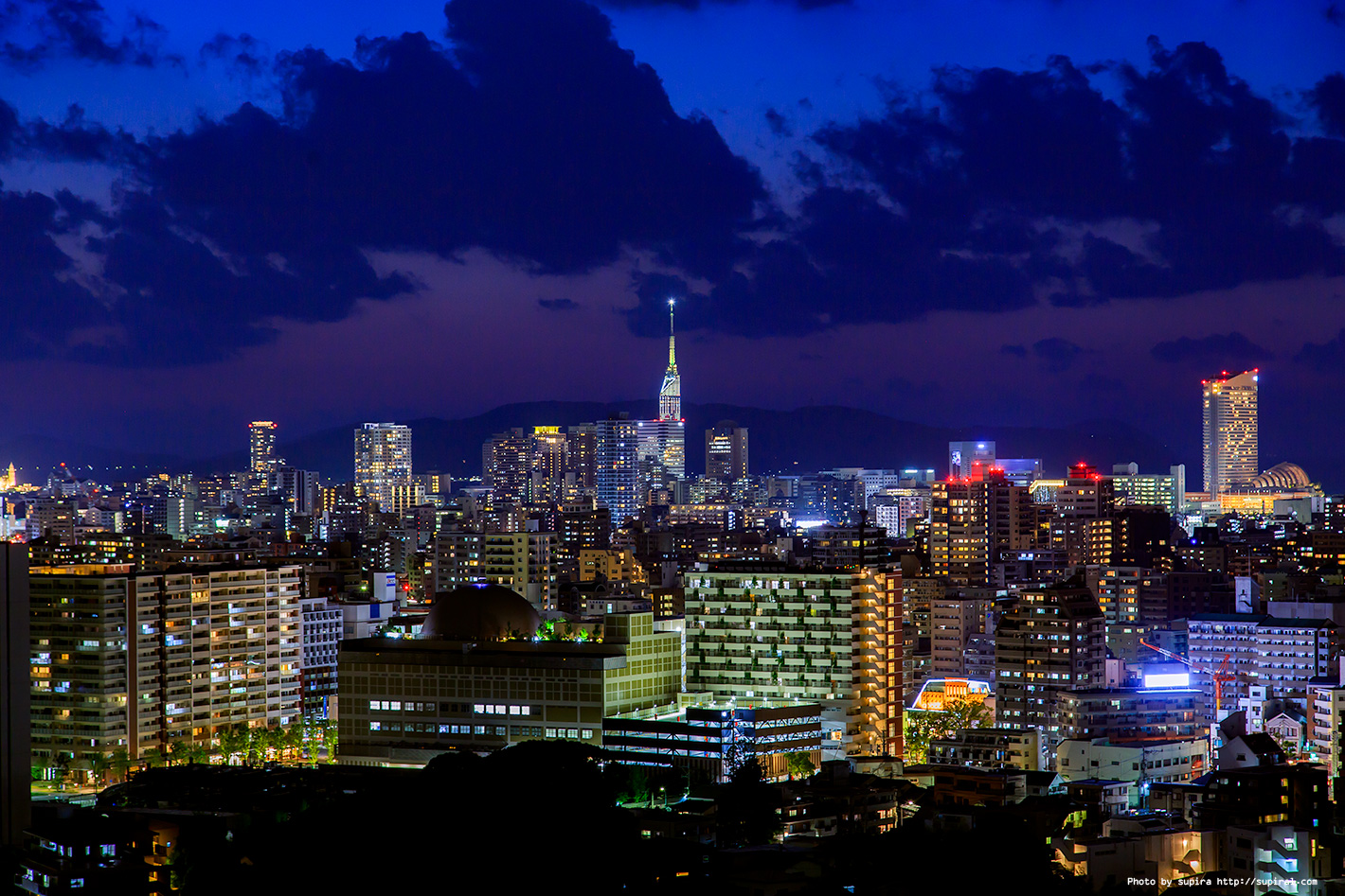 地方都市の夜景 福岡県北九州市写真素材5572803- フォトライブラリ