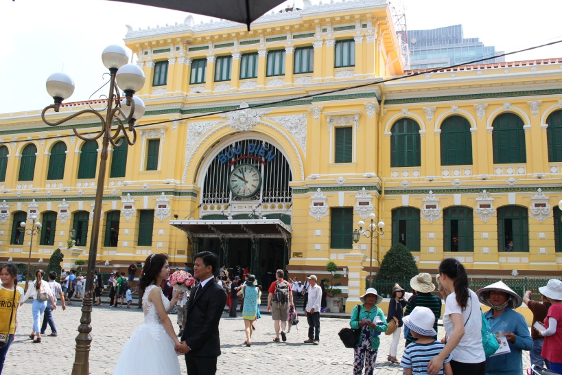 サイゴン中央郵便局 - Wikipedia