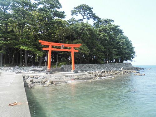 御浜岬の絶景とパワースポット、諸口神社