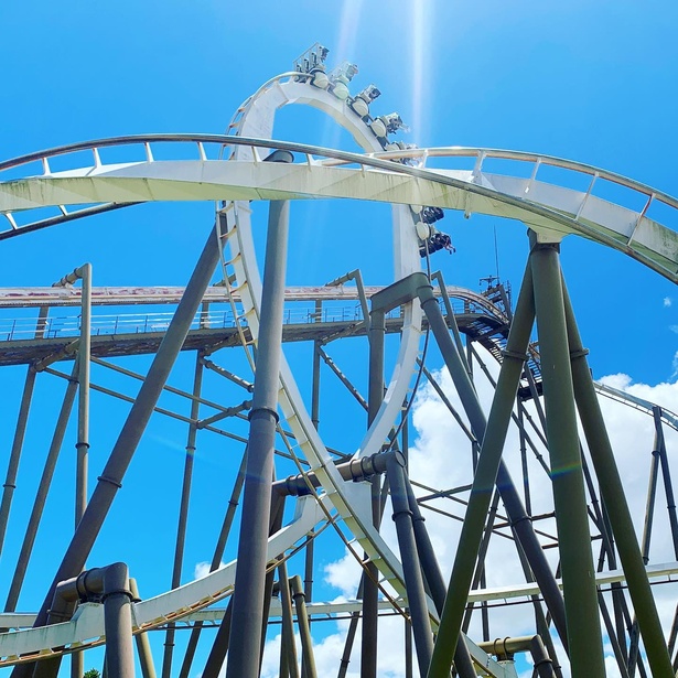 インバーテッドコースター ピレネー伊勢志摩 近鉄リゾート 志摩スペイン村