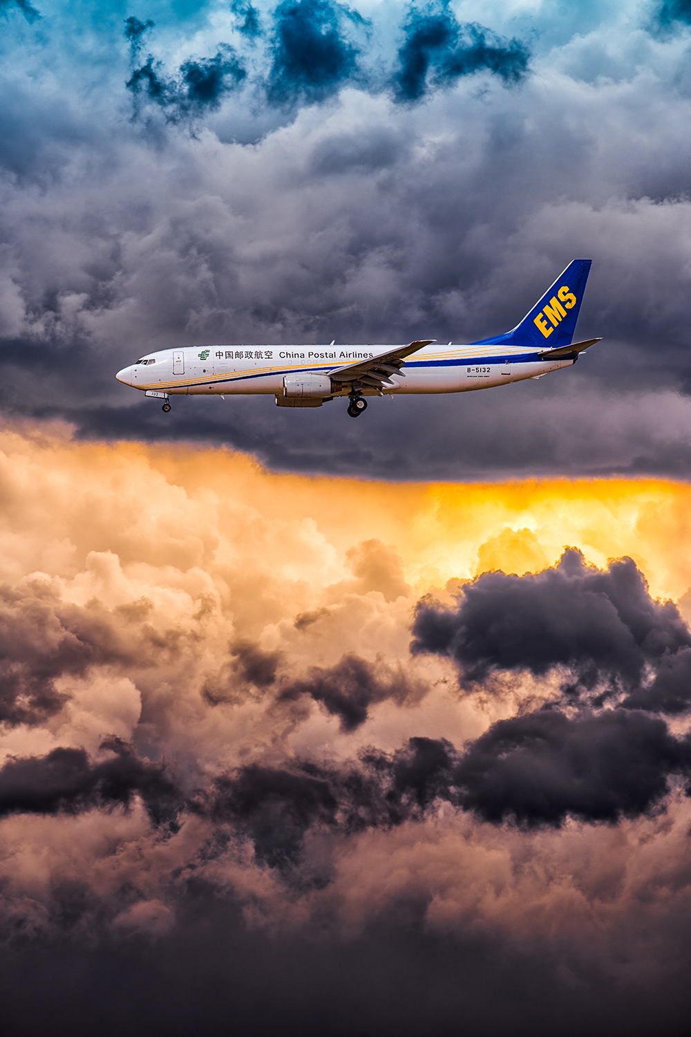 成田空港の夜景を撮影 さくらの山 - スマホですら写真を撮らない僕が一眼レフを買ってみた