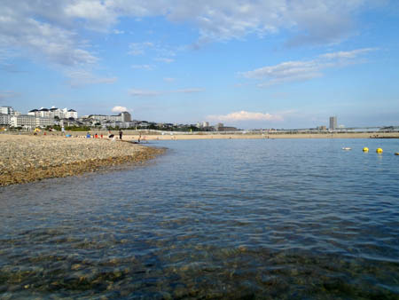 明石市 海に行く前にチェック！ 大蔵海岸海水浴場を満喫しよう！売店や温泉も号外NET 明石市