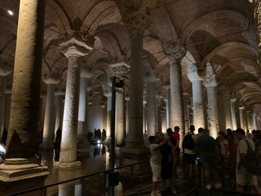 イスタンブールの旅 地下宮殿 バシリカ・シスタン とエジプシャンバザール : 明日はハレルヤ from Jakarta