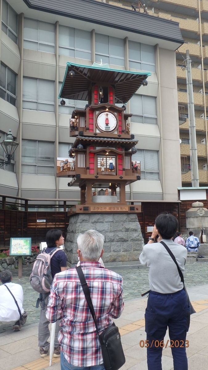 口コミ愛媛道後温泉 坊ちゃんカラクリ時計 足湯 観光アクセス