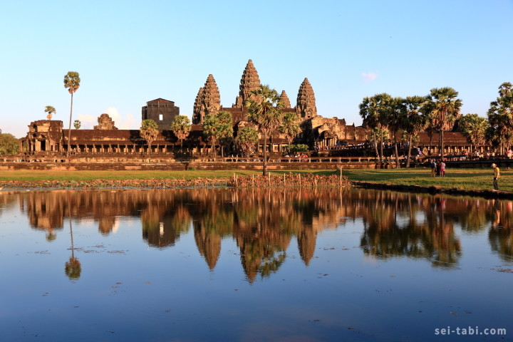 アンコールワットのベストサンセットとサンライズです。』シェムリアップ カンボジア の旅行記・ブログ by 日本語ガイドトムさん フォートラベル